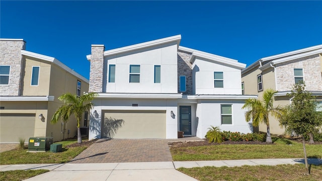 view of front of property featuring a garage