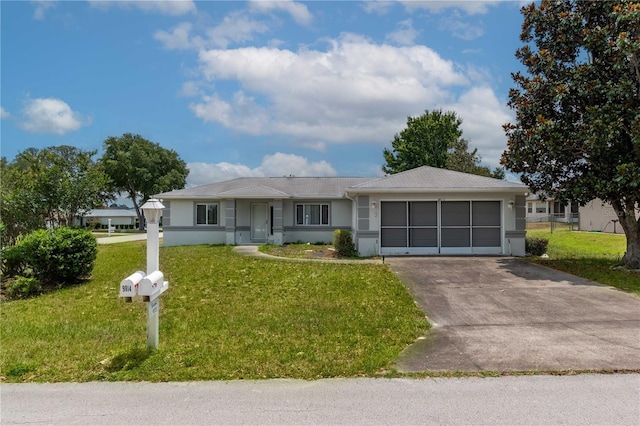 ranch-style home with a front yard