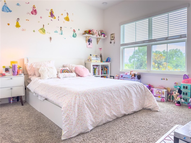 bedroom with carpet