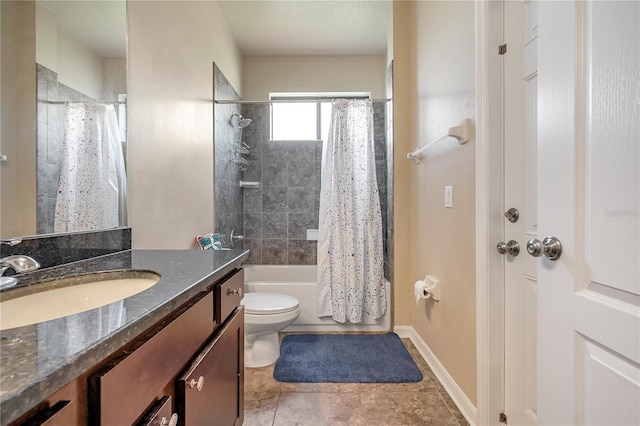 full bathroom featuring shower / tub combo with curtain, vanity, and toilet