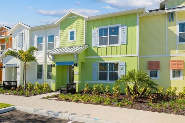 view of townhome / multi-family property