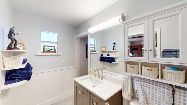 bathroom with vanity