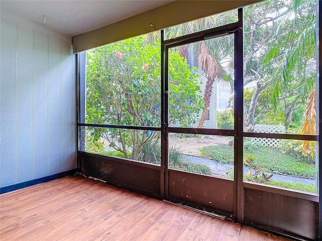 view of unfurnished sunroom