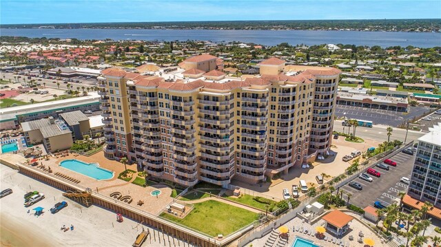 bird's eye view with a water view