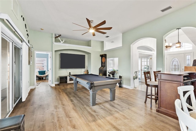 recreation room with ceiling fan, light hardwood / wood-style flooring, and billiards