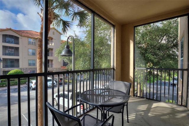 view of sunroom / solarium