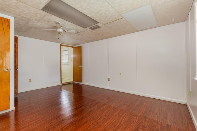 unfurnished room featuring ceiling fan and wood-type flooring