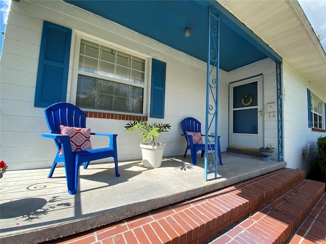 view of patio featuring covered porch