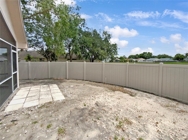 view of yard featuring a patio area