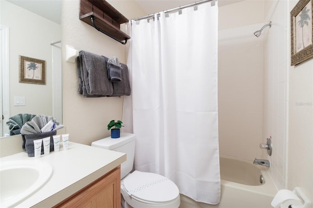 full bathroom featuring toilet, vanity, and shower / bath combo