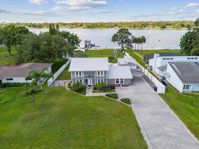 bird's eye view featuring a water view