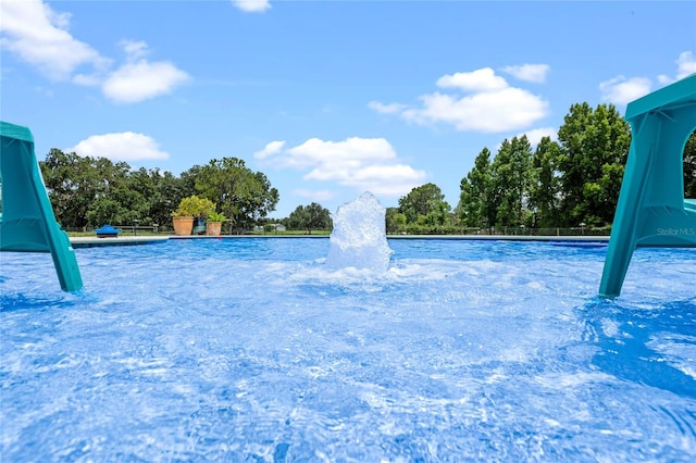 view of swimming pool