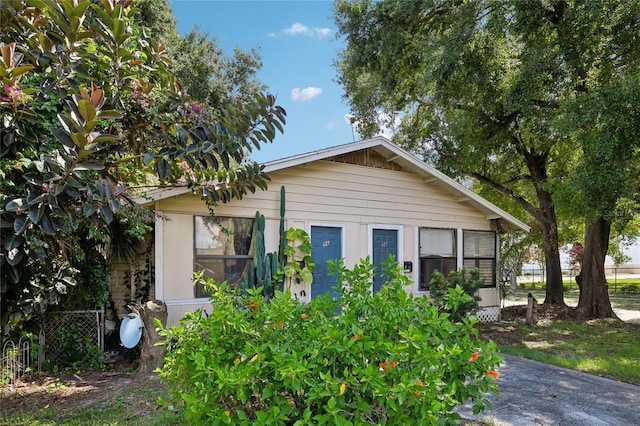 view of front of house