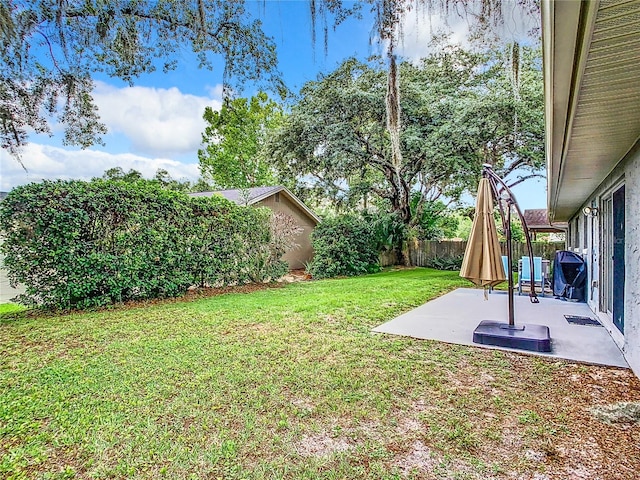 view of yard with a patio