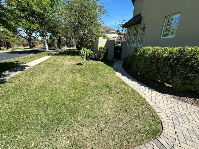 8734 Crestgate Cir, Orlando, FL 32819 - view of green lawn
