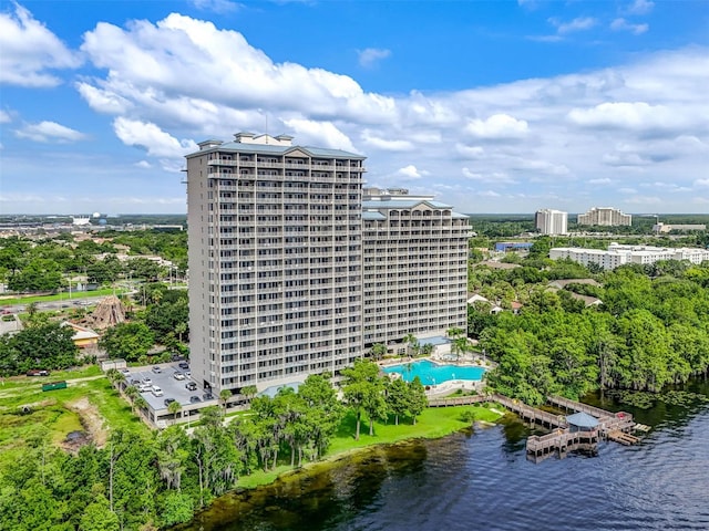 bird's eye view featuring a water view