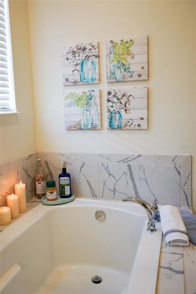 bathroom featuring a bathtub