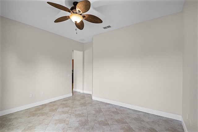 empty room featuring ceiling fan