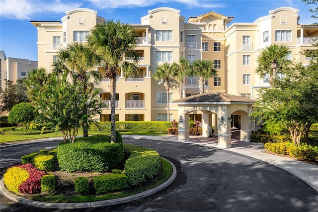 8495 Miracle Dr Unit 206, Champions Gate, FL 33896 - photo 2