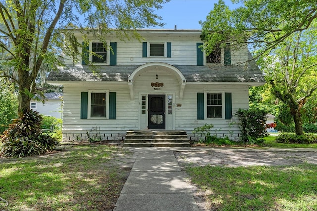 view of front facade