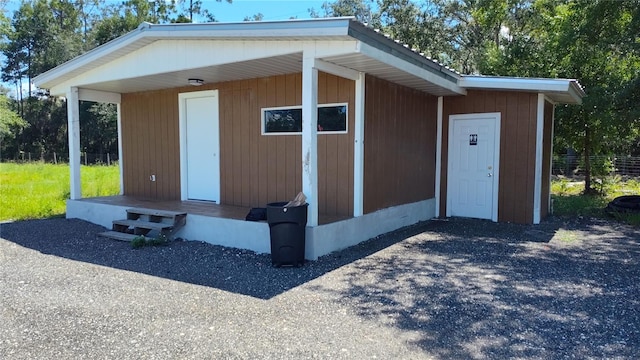 view of outbuilding