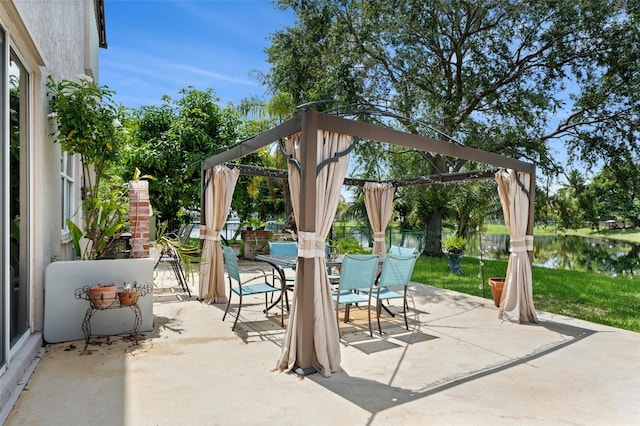 view of patio with outdoor dining area