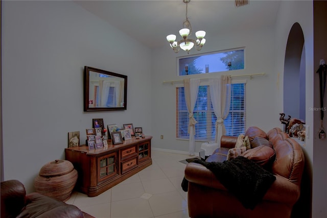 living room featuring an inviting chandelier