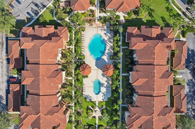 drone / aerial view featuring a residential view