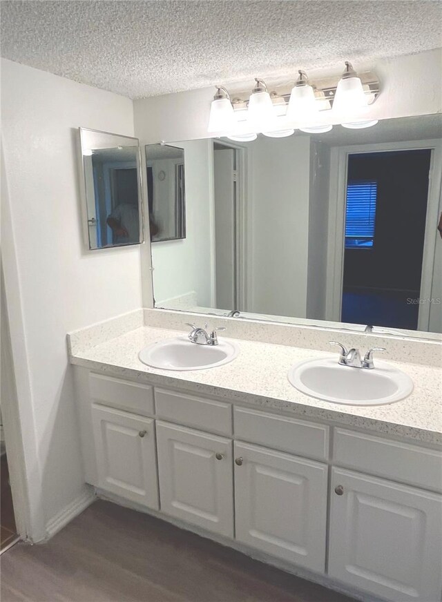2557 N Alafaya Trl Unit 111, Orlando, FL 32826 - photo 6