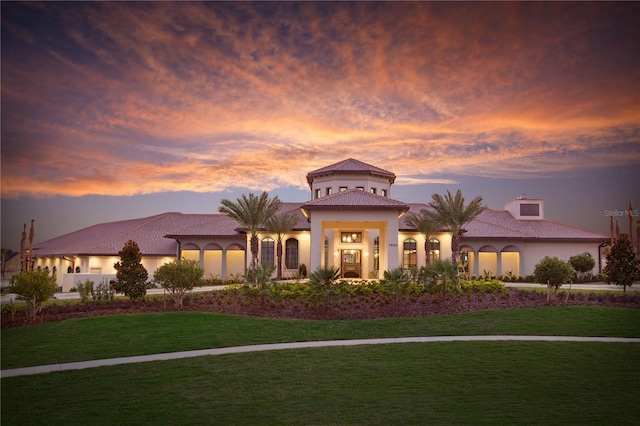 1585 Mulligan Blvd, Davenport, FL 33896 - mediterranean / spanish-style house with a lawn