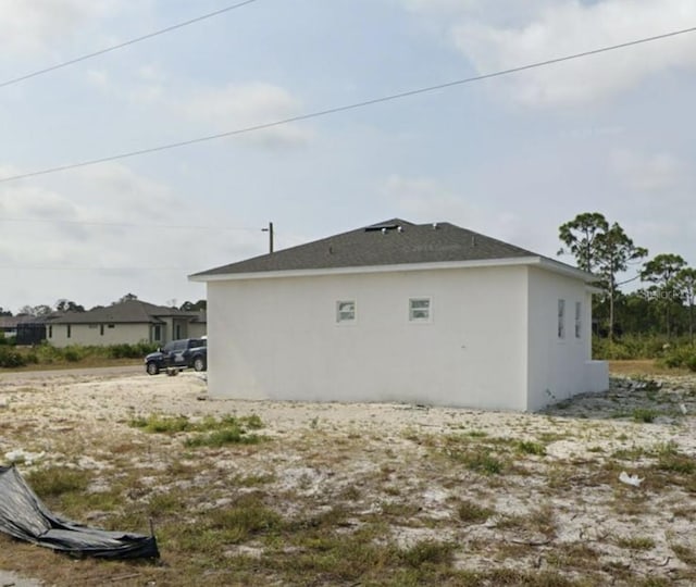 view of home's exterior