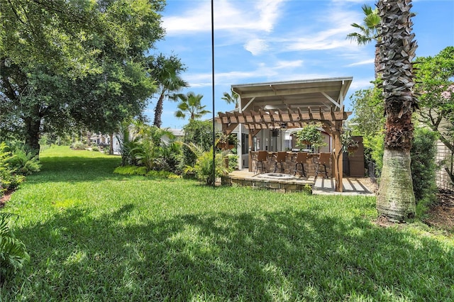 view of yard with a pergola