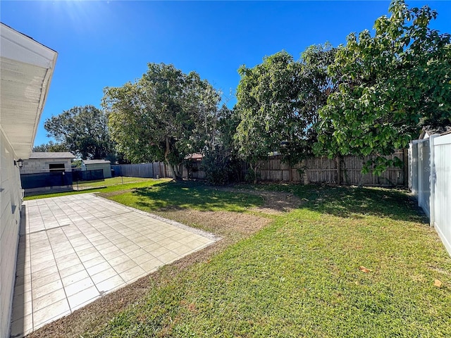 view of yard with a patio area