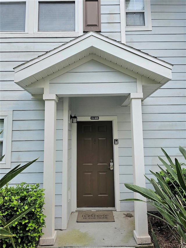 view of property entrance