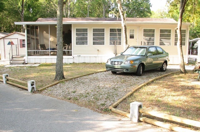 view of front of house with a front yard