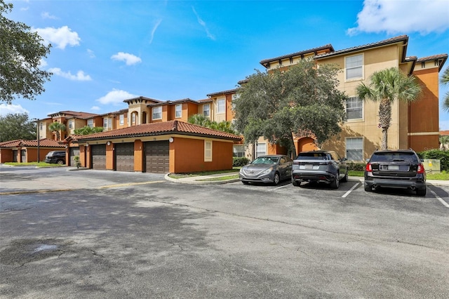 5530 Metrowest Blvd Unit 9-211, Orlando, FL 32811 - view of property with a residential view
