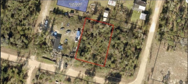3rd St, Fountain, FL 32438