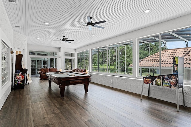 rec room featuring hardwood / wood-style floors, pool table, and ceiling fan