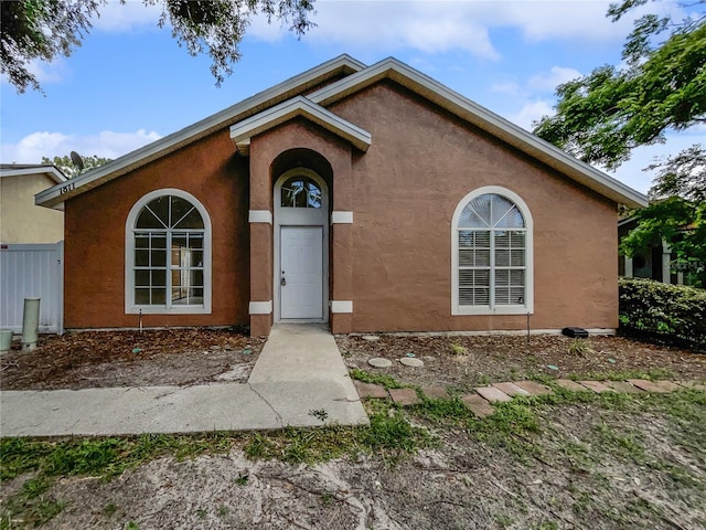 view of front of property