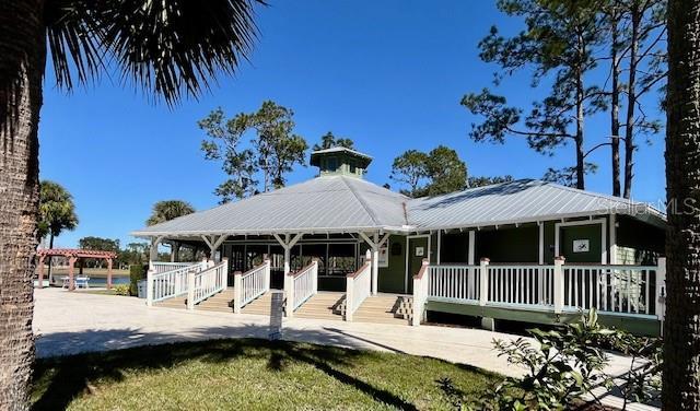 view of front of house featuring metal roof