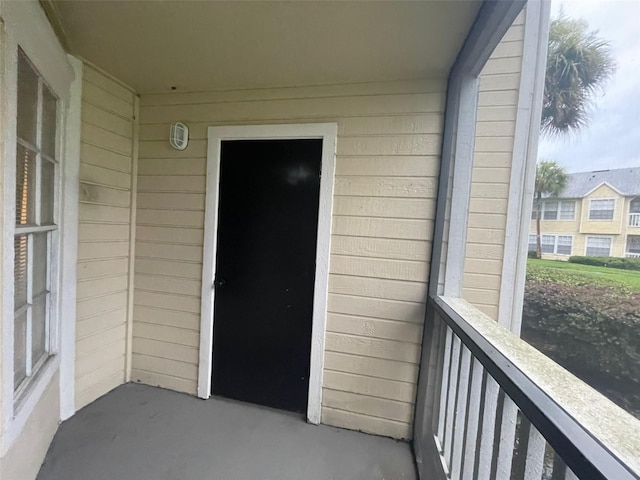 1073 S Hiawassee Rd Unit 1018, Orlando, FL 32835 - property entrance with a balcony