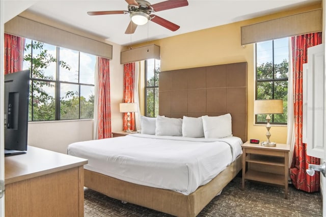 bedroom featuring ceiling fan