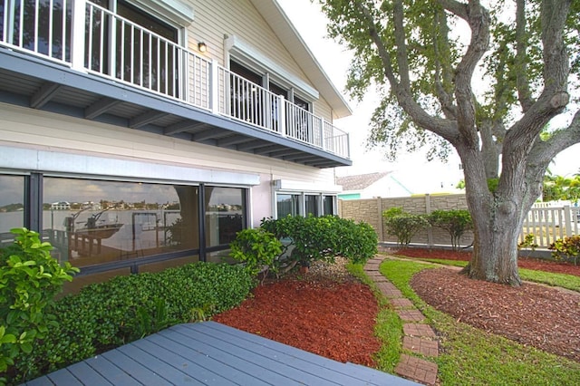 deck with fence