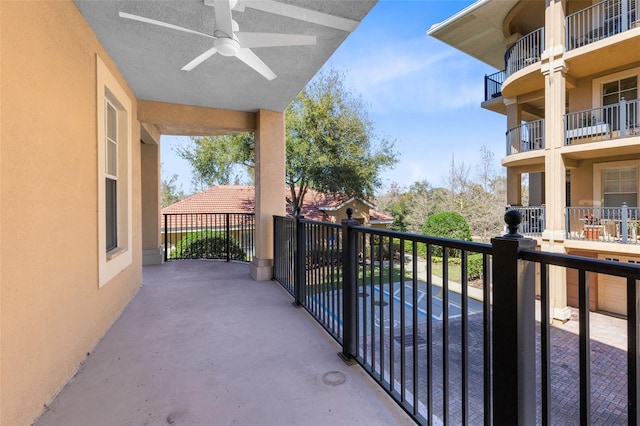 balcony with ceiling fan