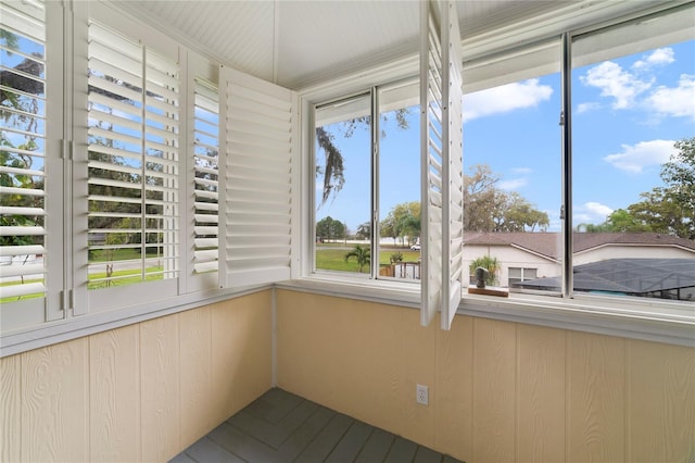 view of unfurnished sunroom