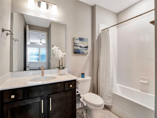 full bathroom with shower / bathtub combination with curtain, vanity, toilet, and ceiling fan