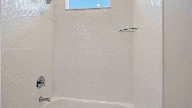 4910 Carova Way, Lakewood Ranch, FL 34211 - bathroom featuring shower / washtub combination