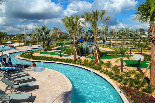 view of swimming pool