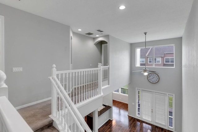 entryway featuring visible vents, baseboards, a ceiling fan, and recessed lighting