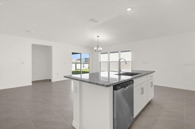 kitchen featuring dishwasher, an island with sink, sink, an inviting chandelier, and white cabinetry